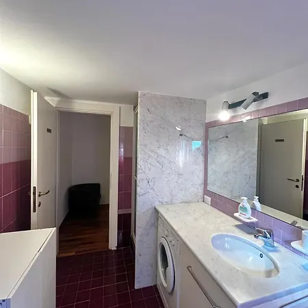 Apartamento Stadio E Ippodromo A Due Passi, Parking, Metro E Wifi *