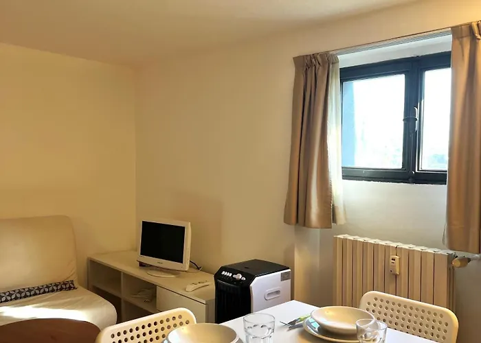Stadio E Ippodromo A Due Passi, Parking, Metro E Wifi Apartament